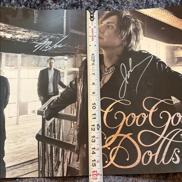 Autographed Goo Goo Dolls print - Picture 6 of 9